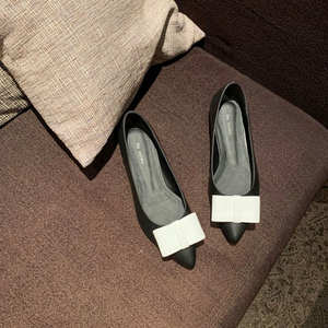바이씨니 제작 리본슈즈 블랙콤비 230 발볼넓힘 3cm