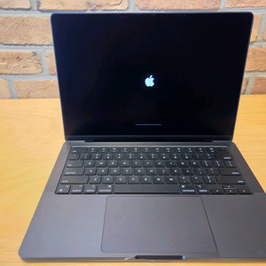 맥북프로 14 m4 max 32gpu 나노텍스쳐