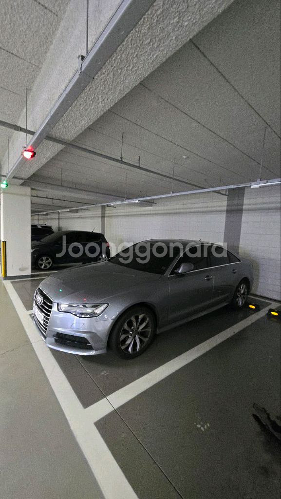 아우디 A6 35 TDI 2018년식--2