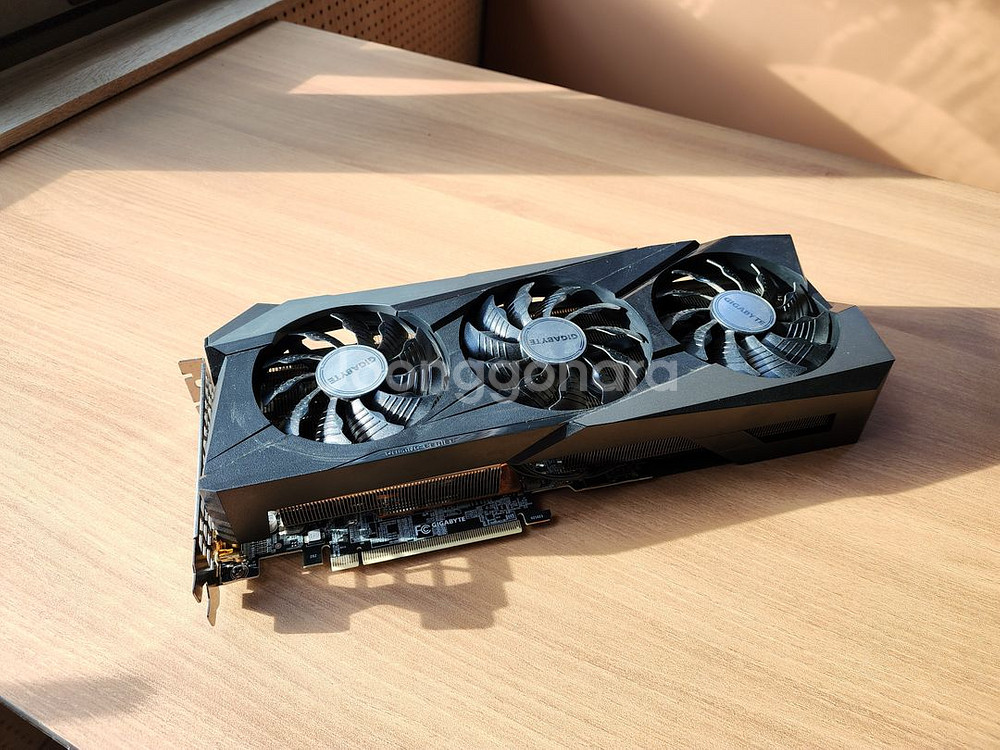 GIGABYTE 6700xt 기가바이트 gaming--0