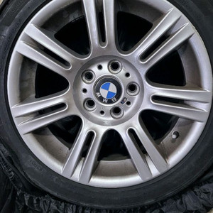BMW E90 17인치 M팩 순정4짝 225 45 17