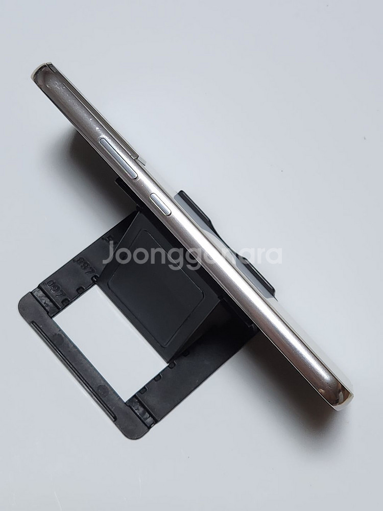 갤럭시S22+플러스 256G 무잔상 화이트 54617--6
