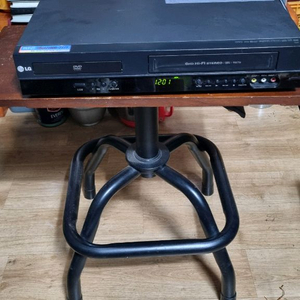 LG V-280.비디오테이프VCR/CD DVD플레어
