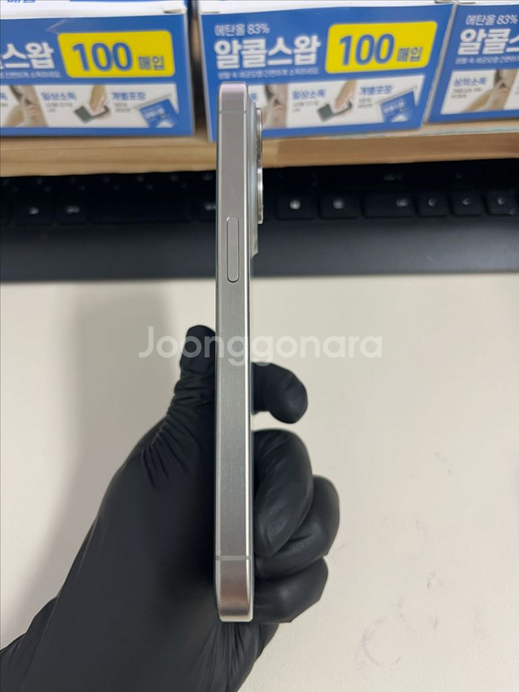 아이폰15프로 256G 내추럴티타늄 S급!--4