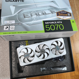 RTX 5070 GIGABYTE EAGLE OC