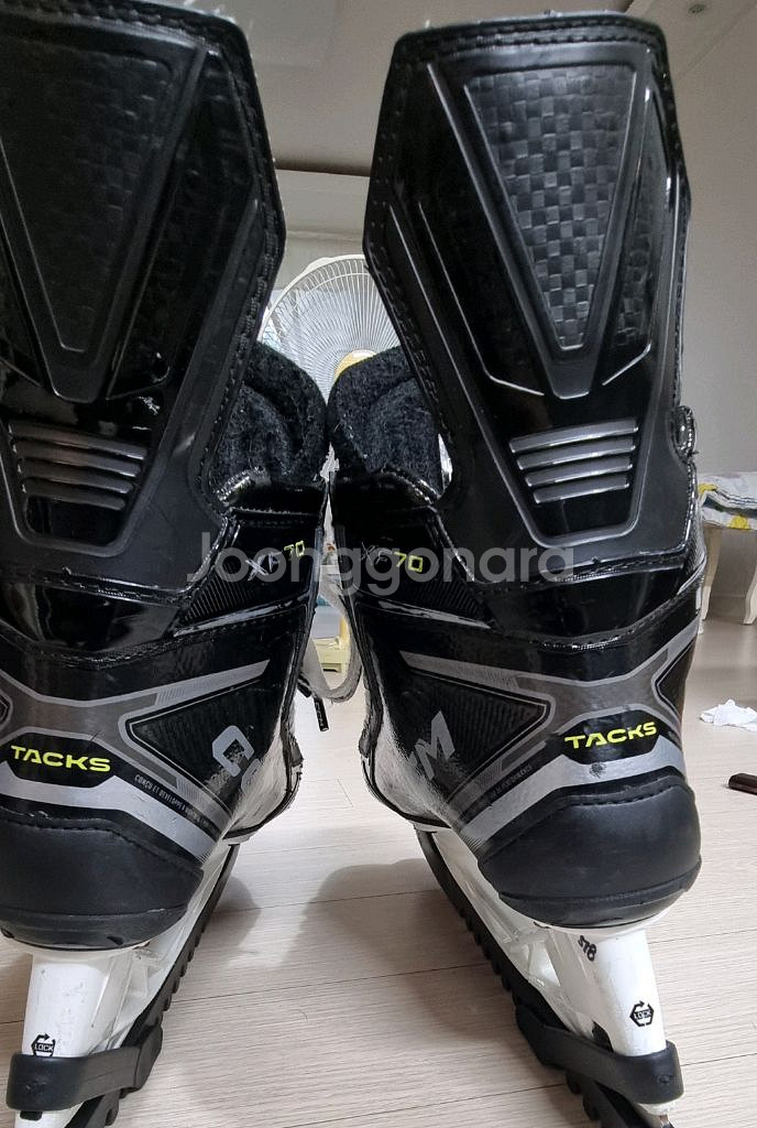 아이스하키 CCM XF70 6사이즈 wide--1