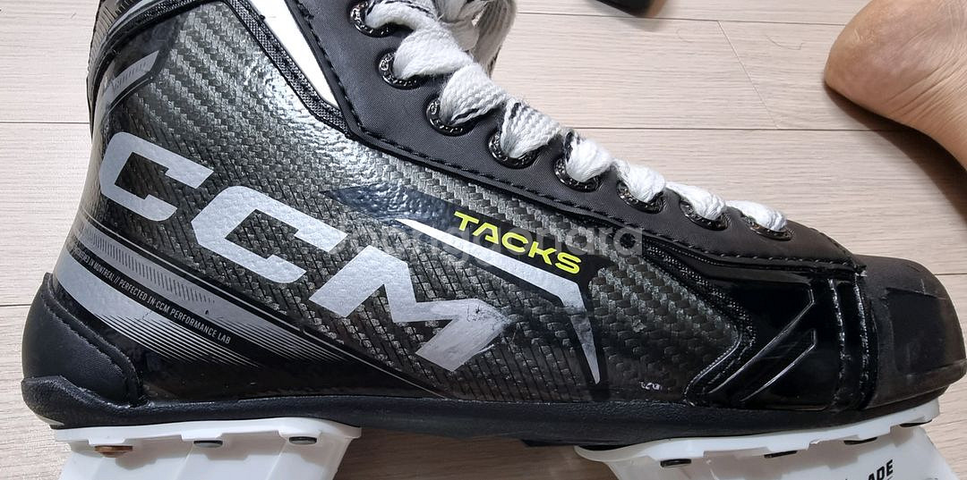 아이스하키 CCM XF70 6사이즈 wide--4