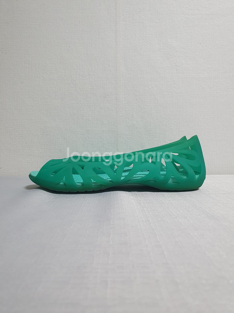 무료배송 230mm 크록스 샌들 아드리나3 핍토 플랫--1