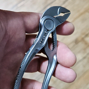 Knipex Cobra XS