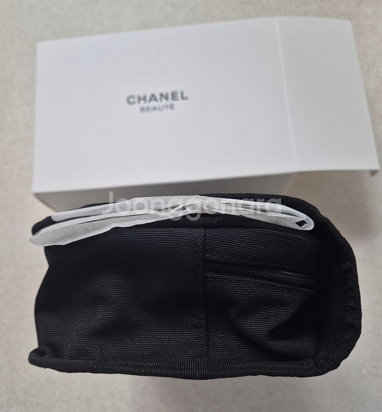 샤넬 뷰티 블랙 파우치--4