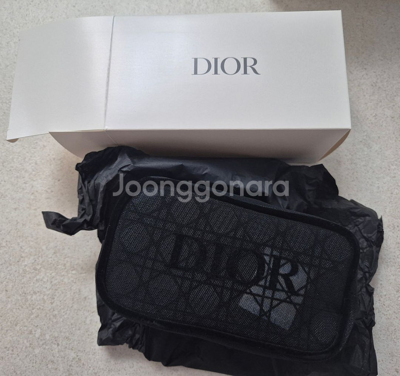 디올 뷰티 메쉬 파우치--0