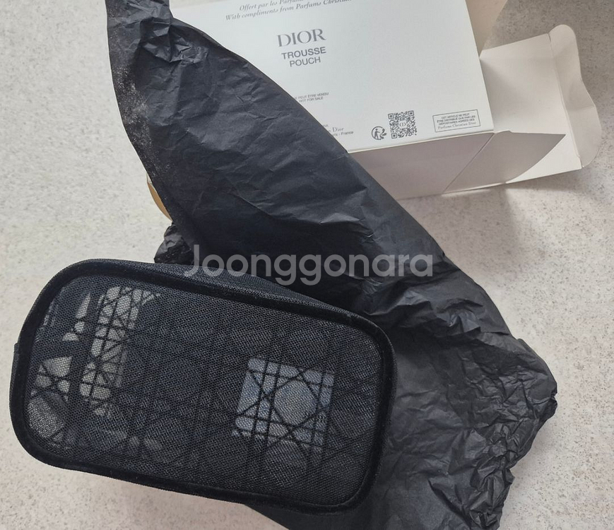 디올 뷰티 메쉬 파우치--1