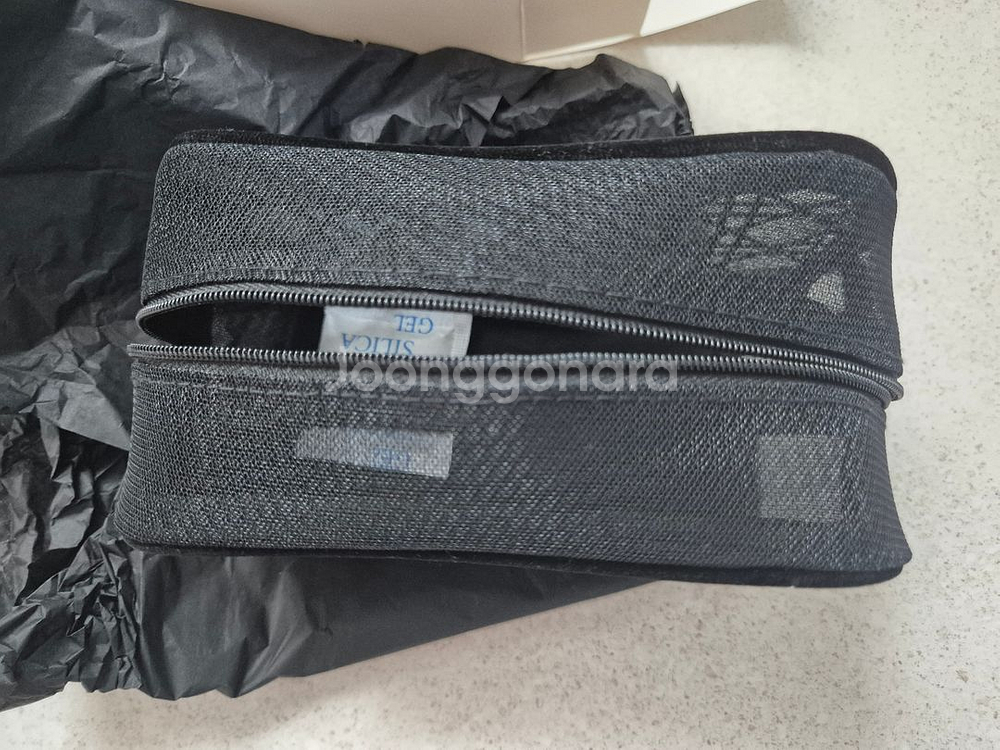 디올 뷰티 메쉬 파우치--5