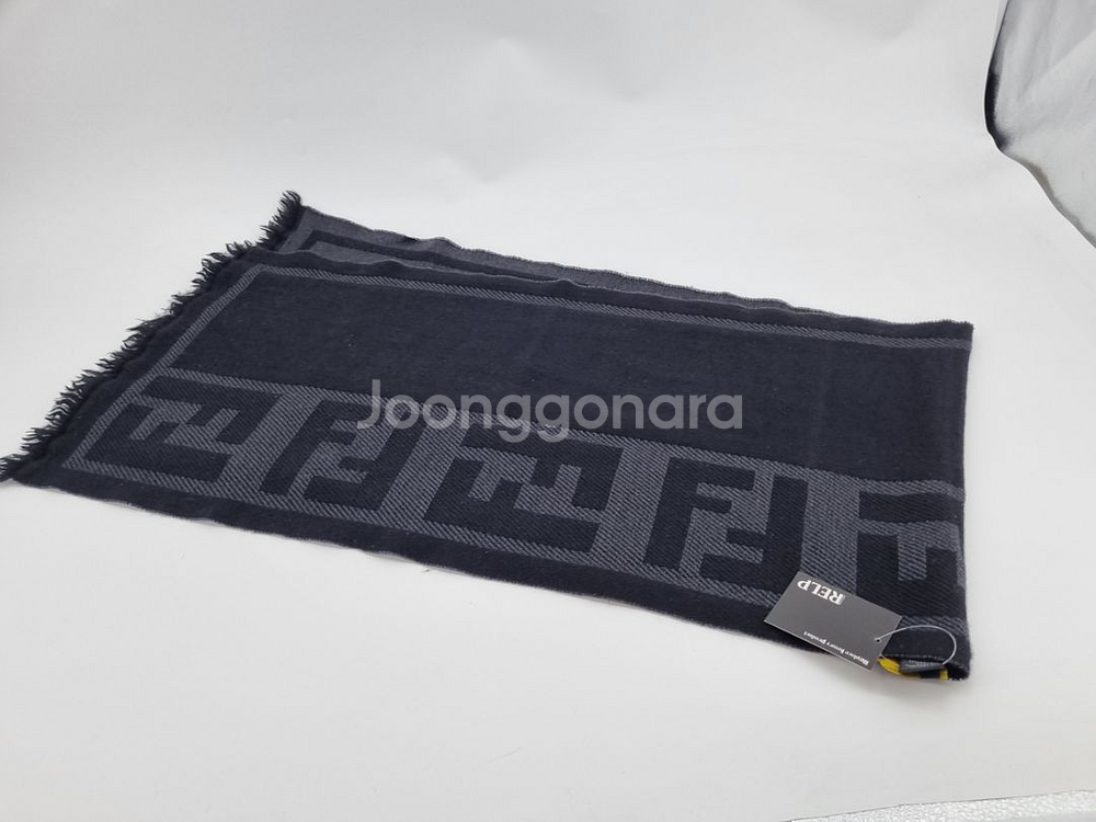 펜디 머플러--3