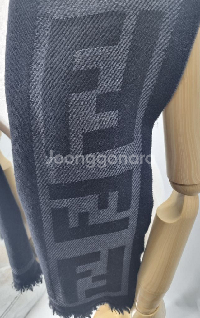 펜디 머플러--6
