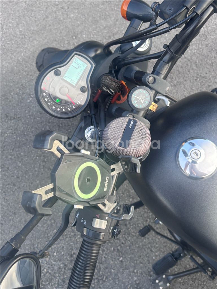 아퀼라300s 23년식 9600키로 (무사고!--9
