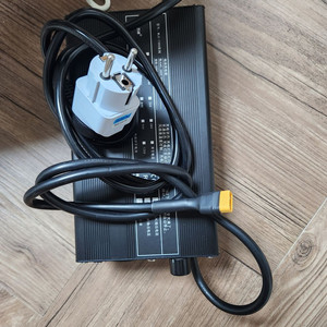 60V15A 가변급속충전기