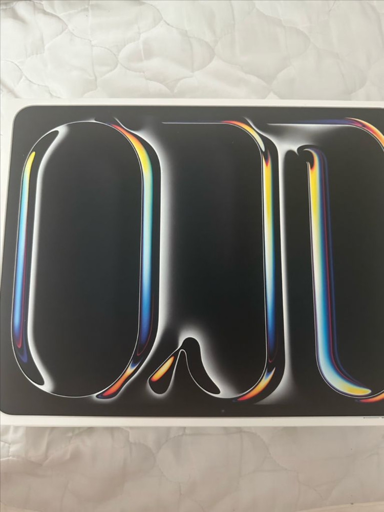 아이패드 13(M4) 256GB + 펜슬 +매직키보드 이미지