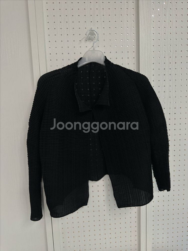 이세이미야케 24FW 가디건--3