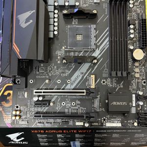 제이씨현 B550M AORUS ELITE 판매합니다
