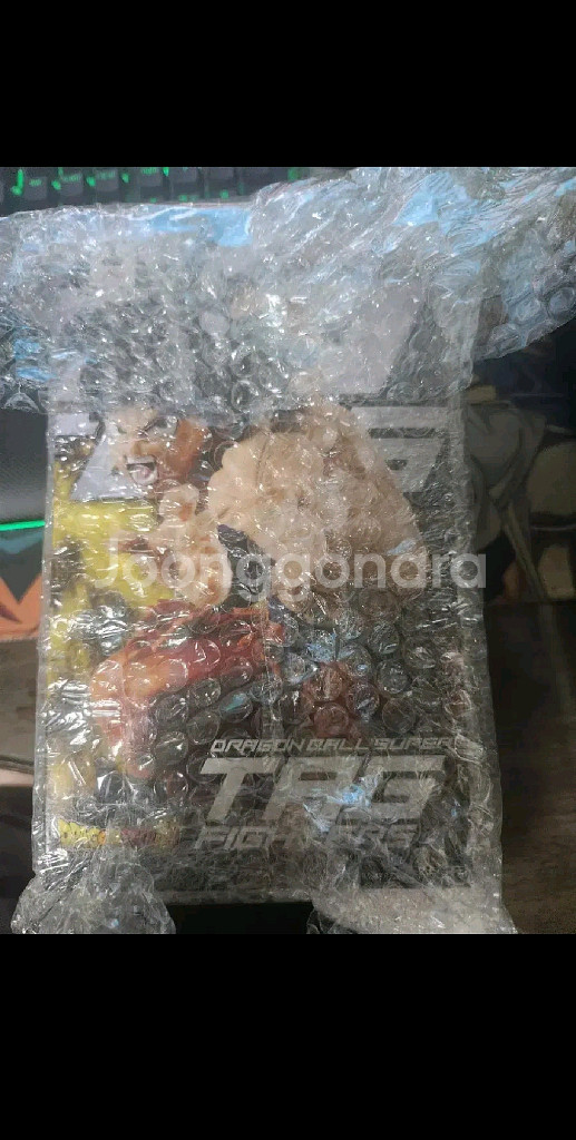 드래곤볼 태그 파이터 손오공 피규어입니다.(택포)--0