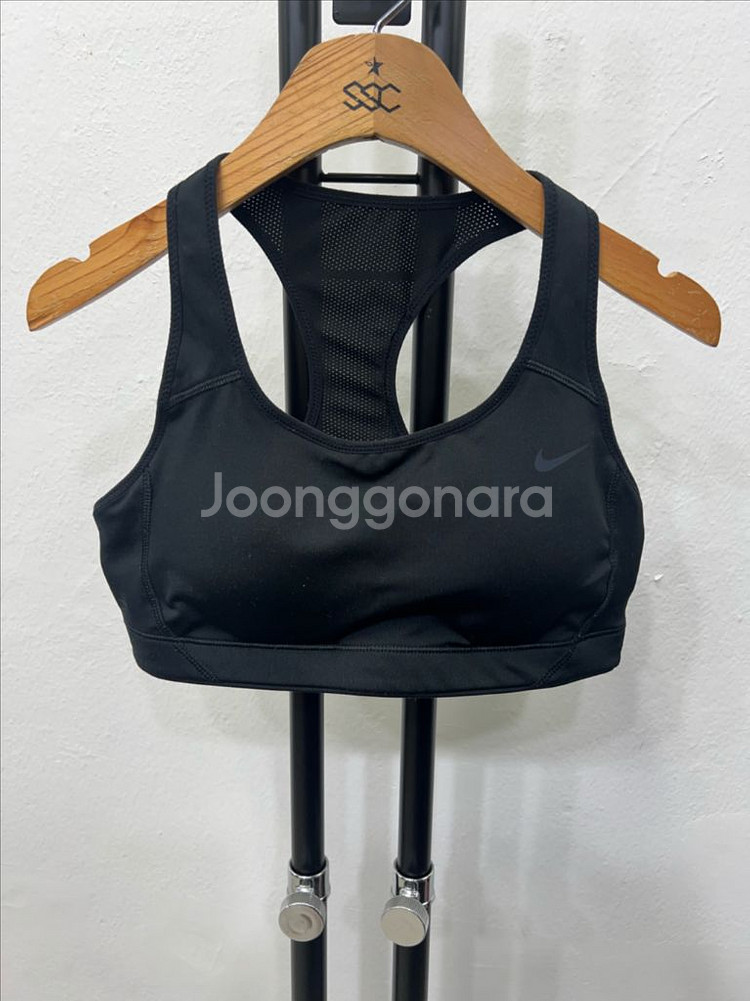 정품) 나이키 드라이핏 여성 브라탑 L--0