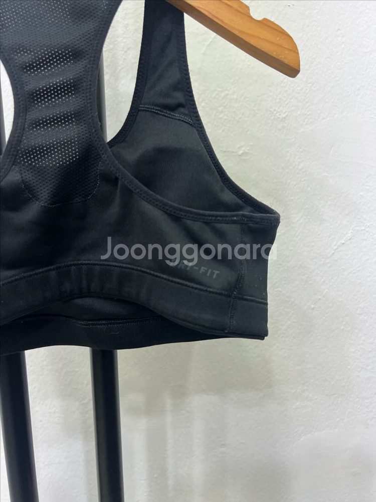 정품) 나이키 드라이핏 여성 브라탑 L--4