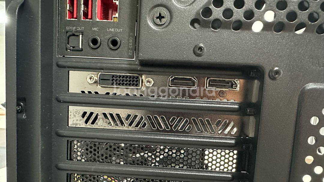 AMD 라이젠9-5800X 게이밍 데스크탑 PC--9