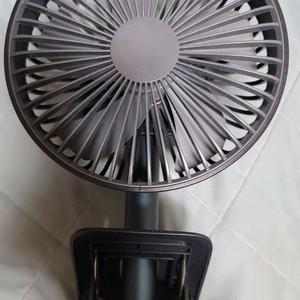 브리즈킹 WF70 탁상용 무선선풍기 팝니다