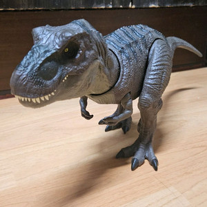 마텔 랩 락다운 티렉스 티라노사우루스 공룡 피규어