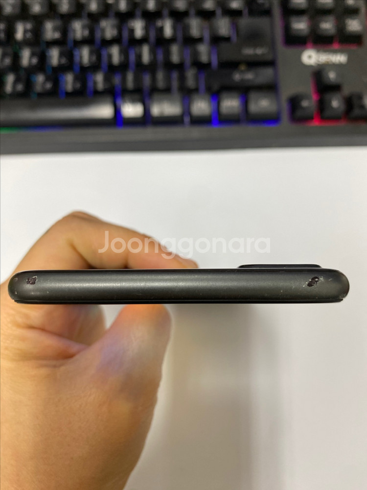 아이폰8플러스 스그 액정SS급 64GB 배터리98%--5