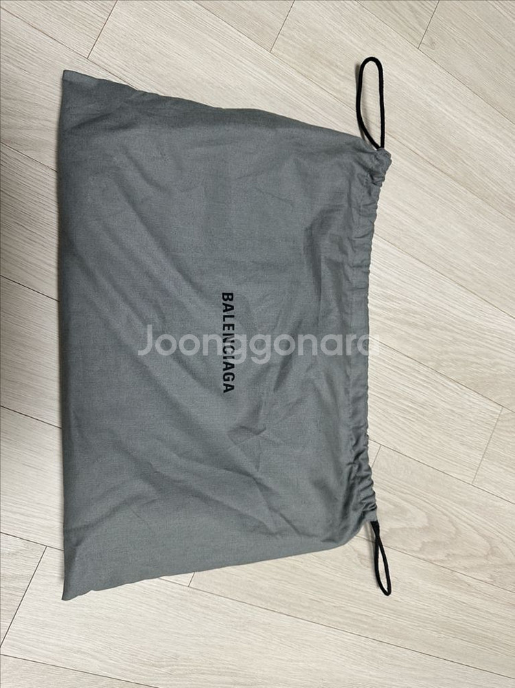발렌시아가 로고 클러치(남녀공용)--4