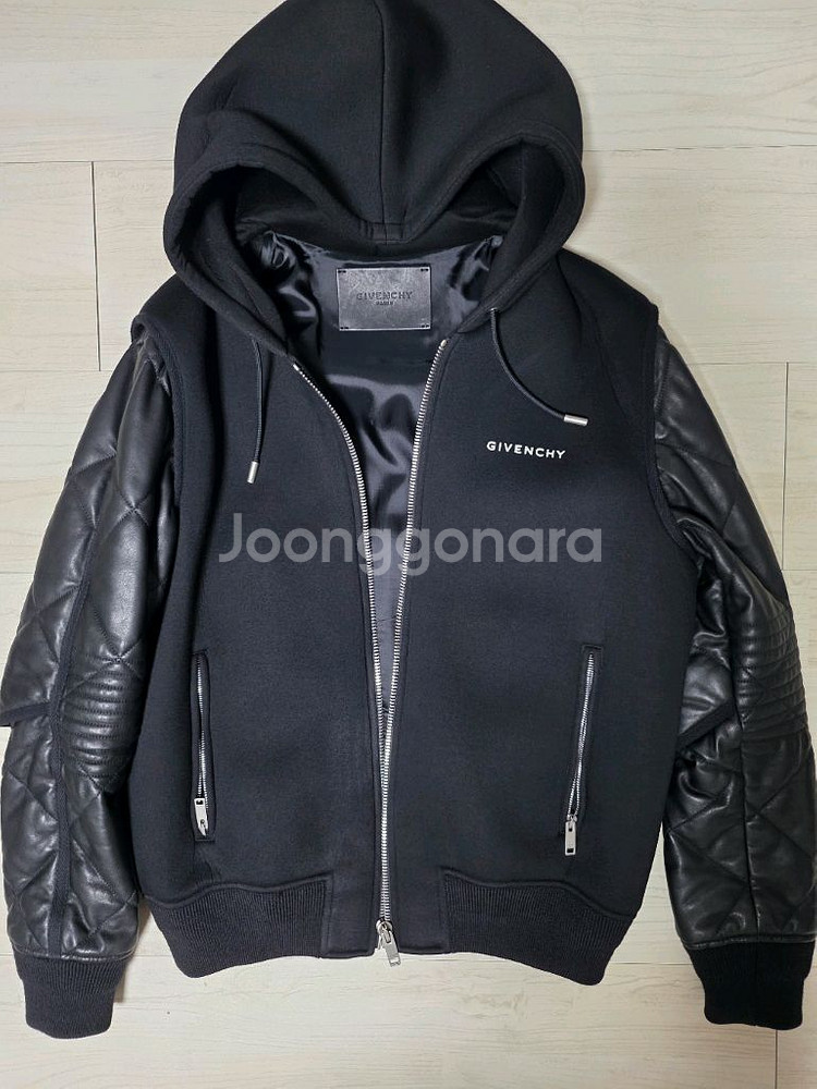 Givenchy 후드 가죽 자켓 50--0