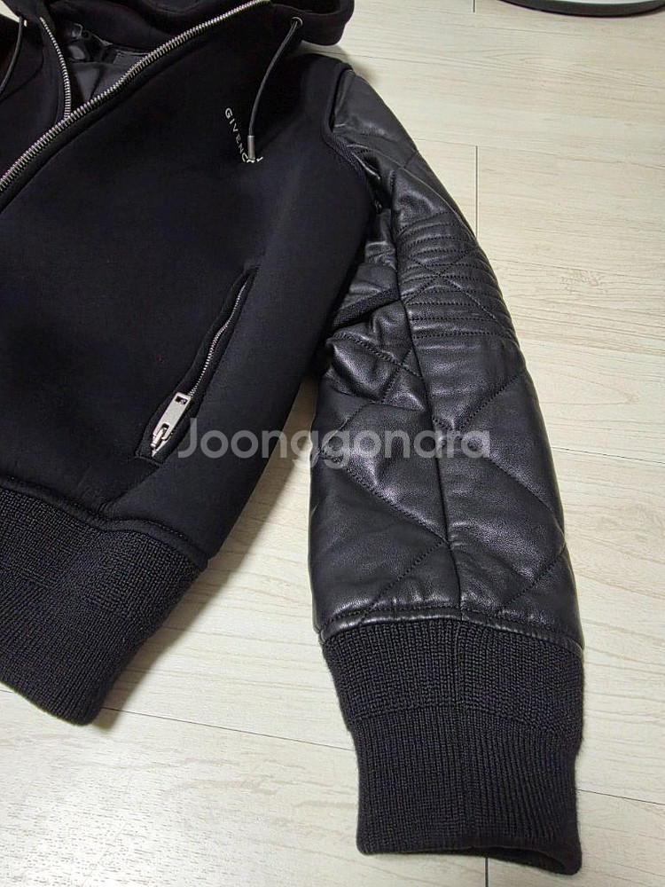 Givenchy 후드 가죽 자켓 50--5