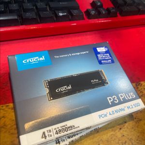 Crucial P3 Plus 4TB SSD 미개봉