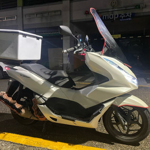 22년식 혼다 PCX 스쿠터