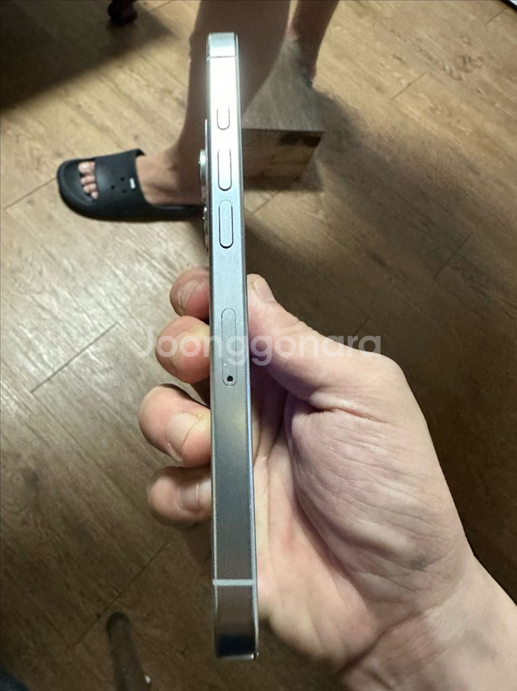 아이폰 16프로 128GB--1