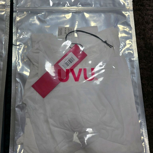 UVU 반팔, 긴팔 L