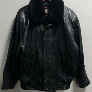 100-105 LONDON FOG 레더 양가죽 자켓