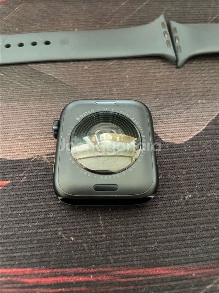 애플워치 se2 44mm 미드나이트--4