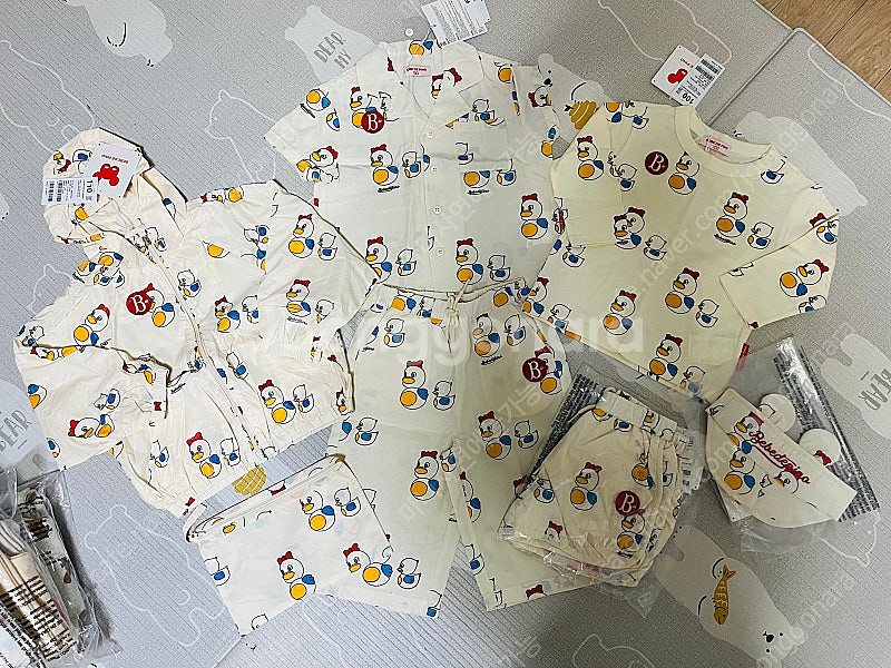 (새상품)베베드피노 바람막이, 상하, 모자 10--0