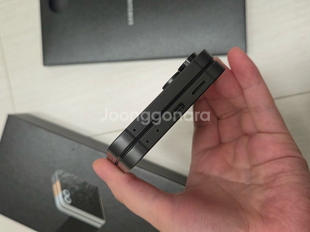 갤럭시 Z플립6 512GB 한정판--4