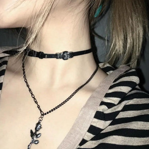 새상품) 히스트리글래머깔 빈티지 버클 초커 목걸이