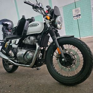 인터셉터650오토바이