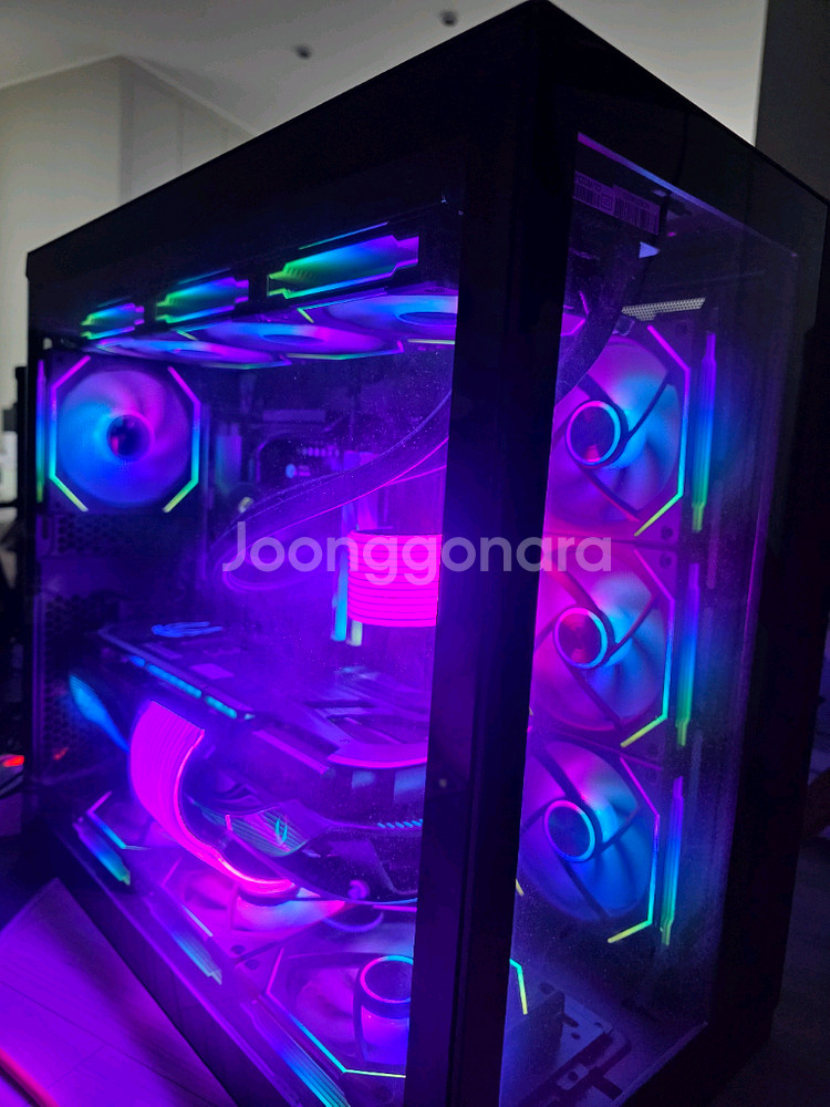 라이젠7 9800X3D RTX4090 리안리PC 팝니다--2