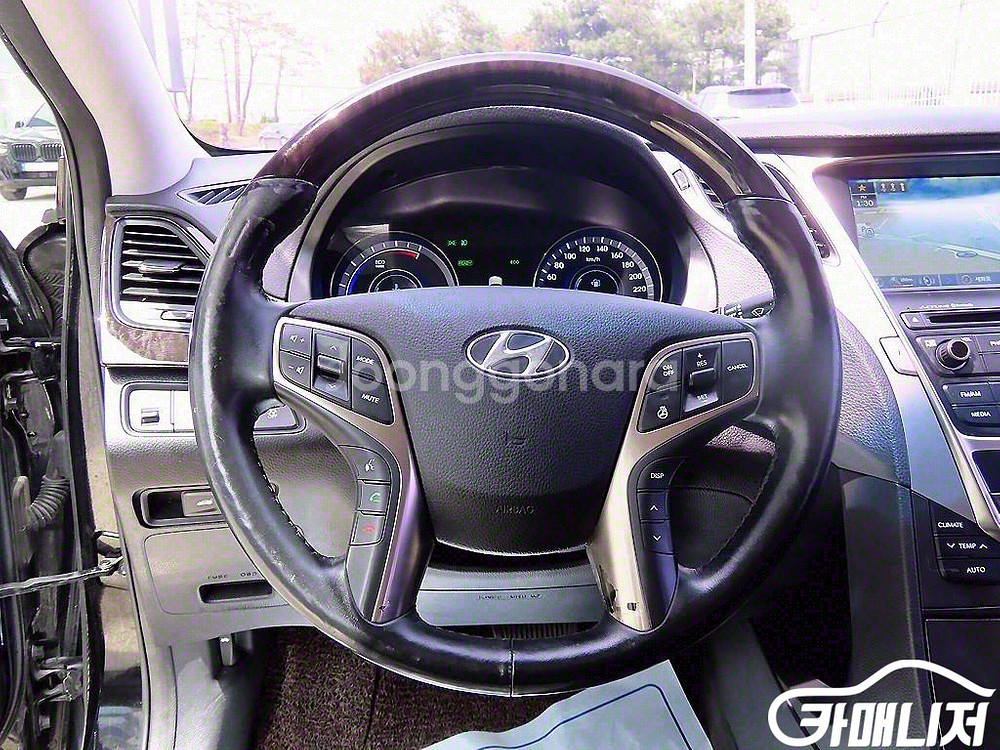[현대]그랜저 HG 하이브리드 PREMIUM (5인승)--7