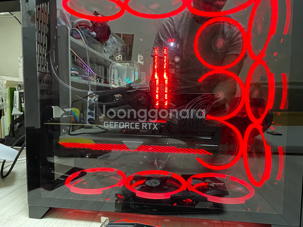 반본체 5700x3d rog crosshair hero--0