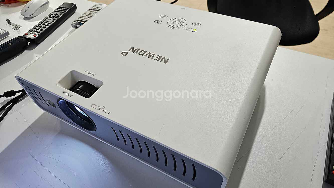 레이저 빔프로젝터 5500안시 뉴딘 NCP-H55--0