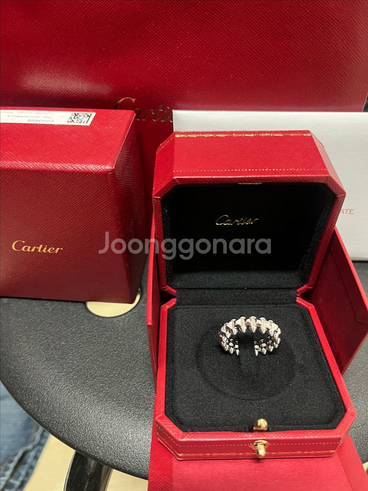 (7월 구매)까르띠에 클래쉬 드 링 화이트골드 미디엄--0
