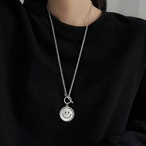 포인트로 딱 좋은 목걸이